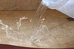 抚宁漏水维修 免砸砖防水材料该如何施工